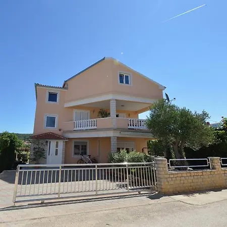 Sreca Near With Bbq Appartement Bibinje